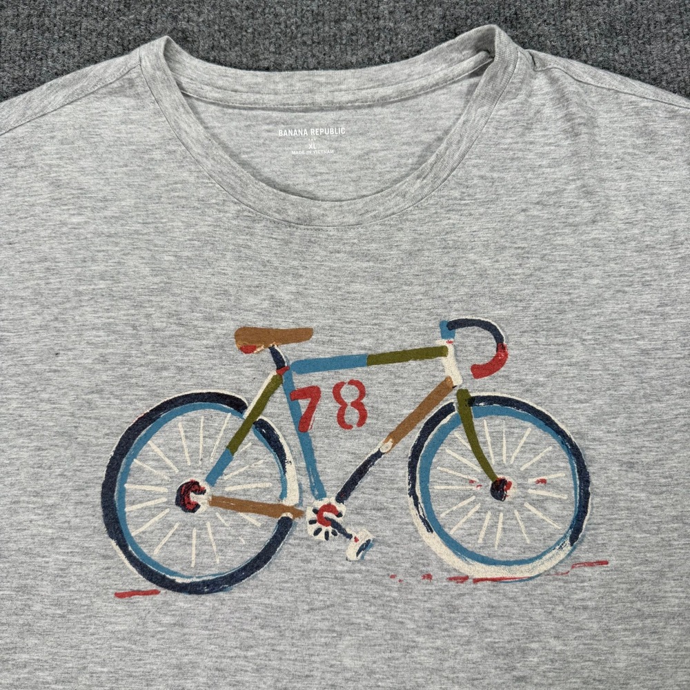 Banana Republic Mens XL Gray Bicycle Graphic Tee Short Sleeve Shirt #4160